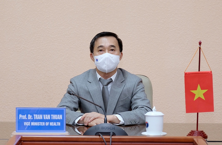 Thu truong Bo Y te GS-TS-Tran Van Thuan  phat bieu tai Dai hoi dong Y te The gioi truc tuyen